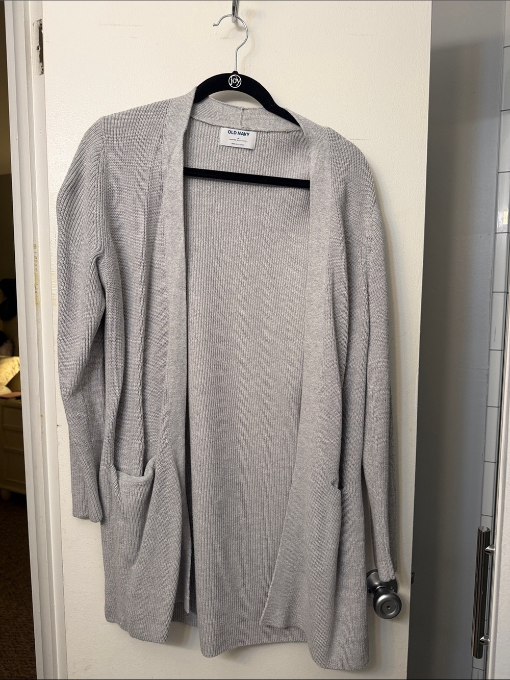 Old Navy Light Gray Open-Front Ribbed Cardigan Sweater with front pockets
